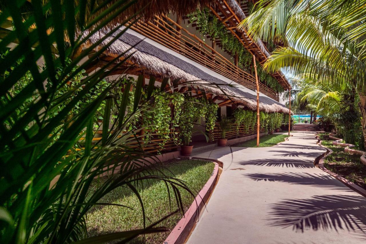 Tropical Suites By Mij Остров Холбокс Экстерьер фото