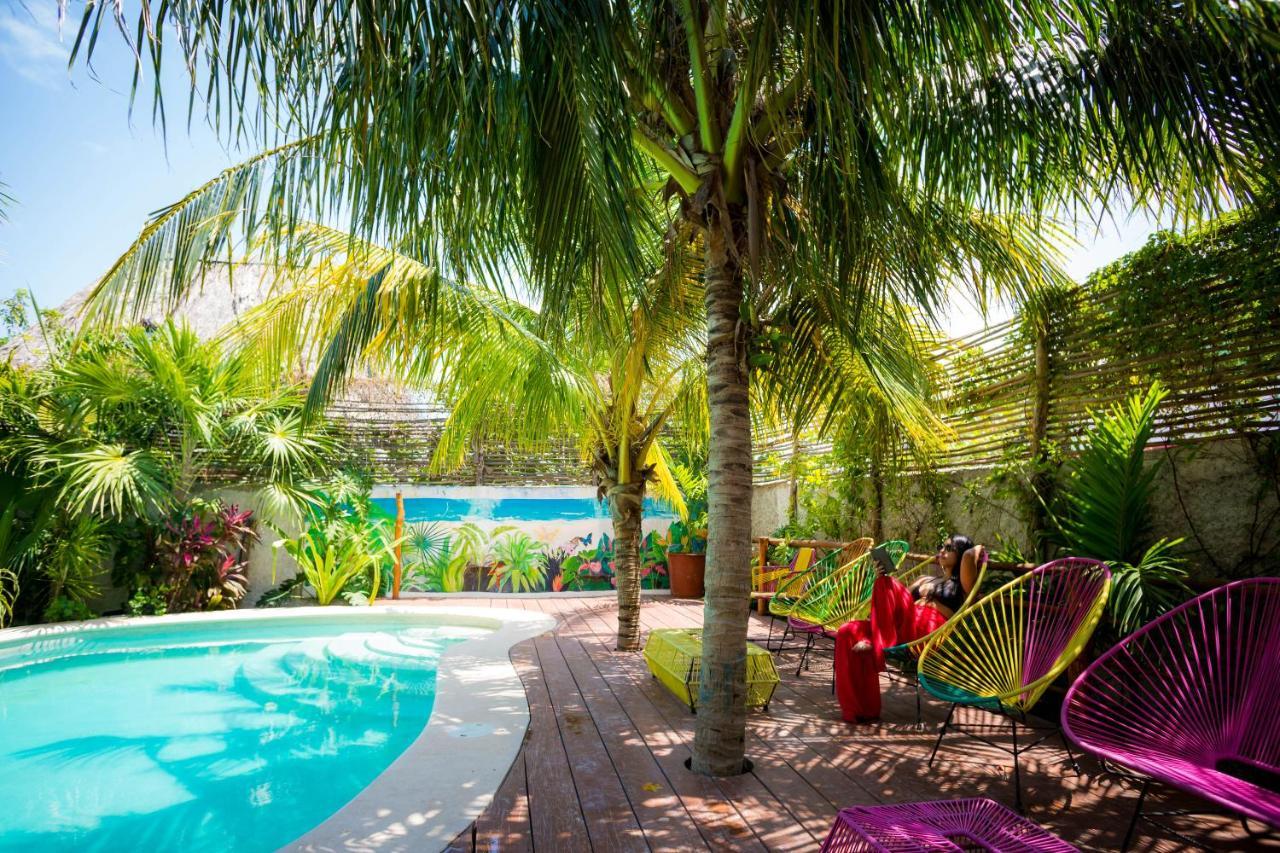 Tropical Suites By Mij Остров Холбокс Экстерьер фото